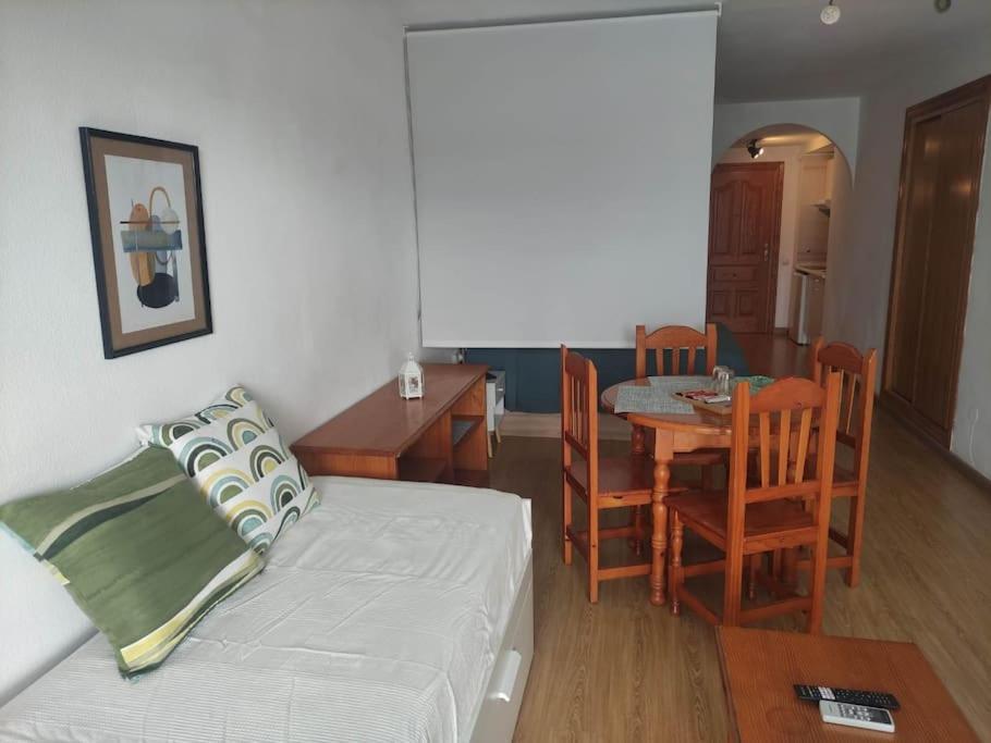 Roquetas Costa Apartment โรเกตัสเดมาร์ ภายนอก รูปภาพ